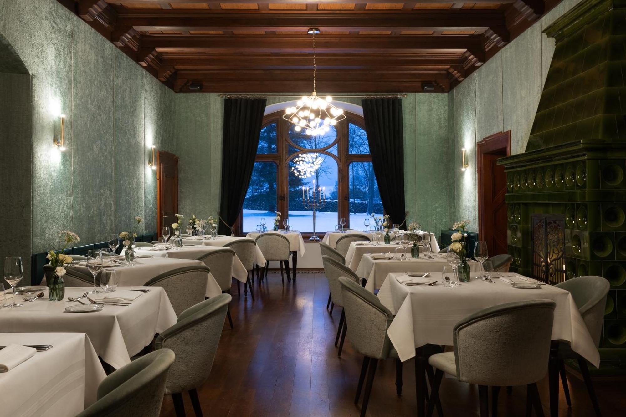 Schlosshotel Althoernitz Bertsdorf Buitenkant foto