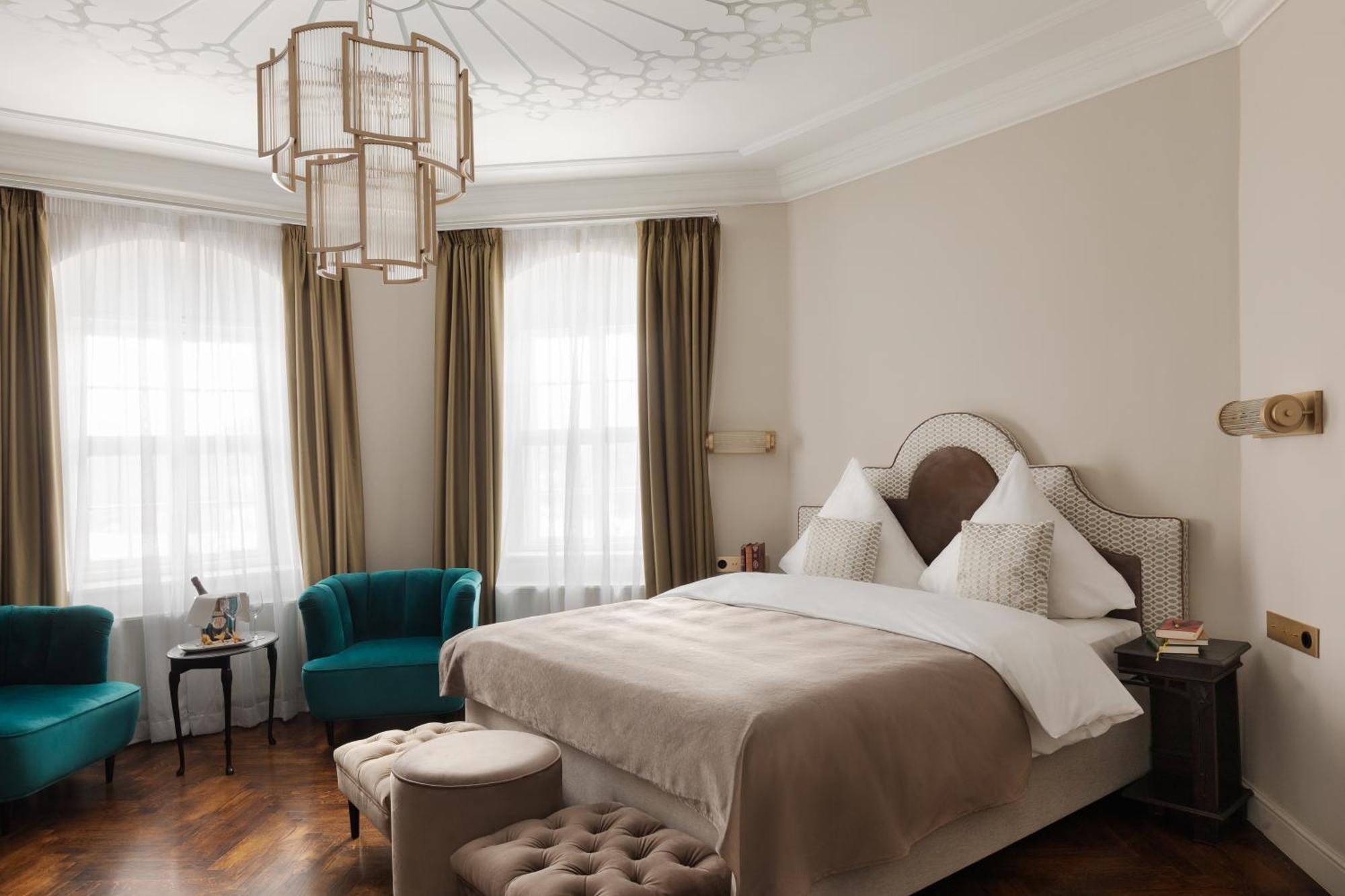 Schlosshotel Althoernitz Bertsdorf Buitenkant foto