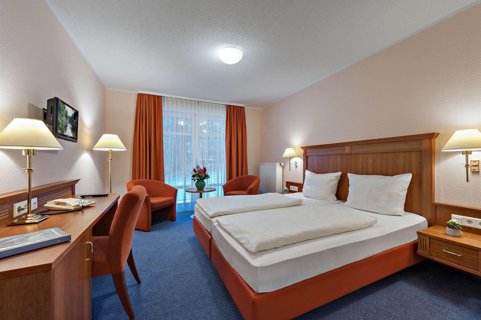Schlosshotel Althoernitz Bertsdorf Buitenkant foto